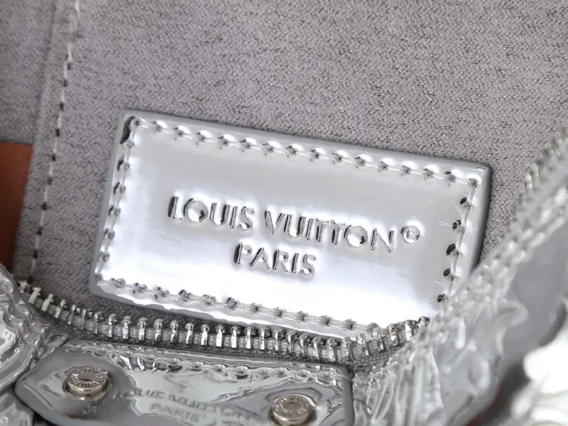 LV Cosmetic Bags-11 - Image 8