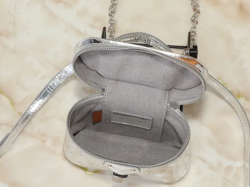 LV Cosmetic Bags-11 - Image 9