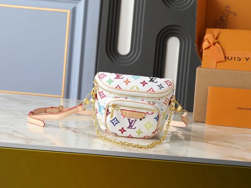 LV Cosmetic Bags-15