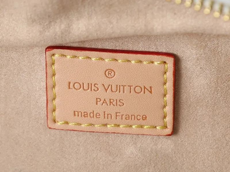 LV Cosmetic Bags-15 - Image 8