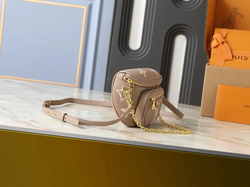 Alternative view of LV Cosmetic Bags-18