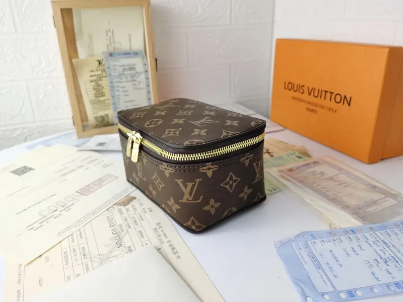 Alternative view of LV Cosmetic Bags-32