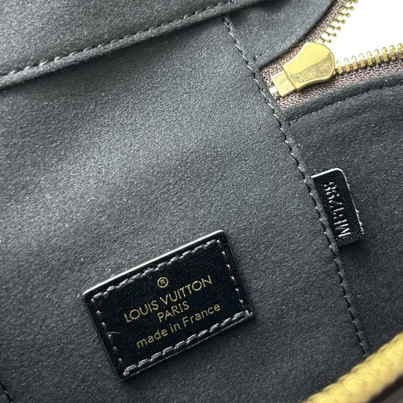 Alternative view of LV Cosmetic Bags-33