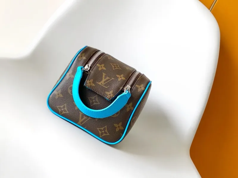 Alternative view of LV Cosmetic Bags-48