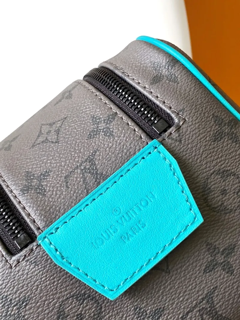LV Cosmetic Bags-52 - Image 5