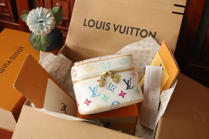LV Cosmetic Bags-66