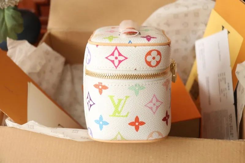 LV Cosmetic Bags-66 - Image 4
