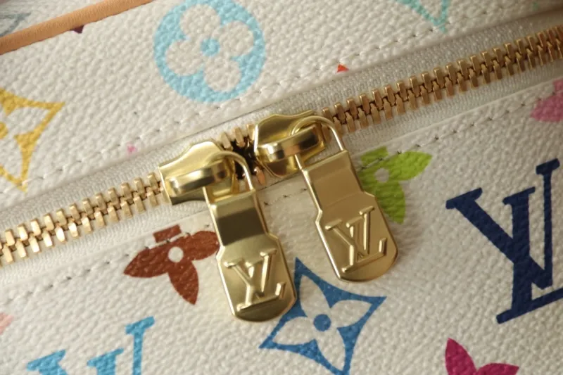 LV Cosmetic Bags-66 - Image 7