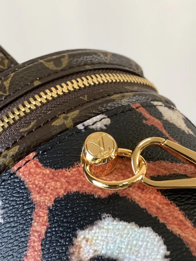 LV Cosmetic Bags-71 - Image 7