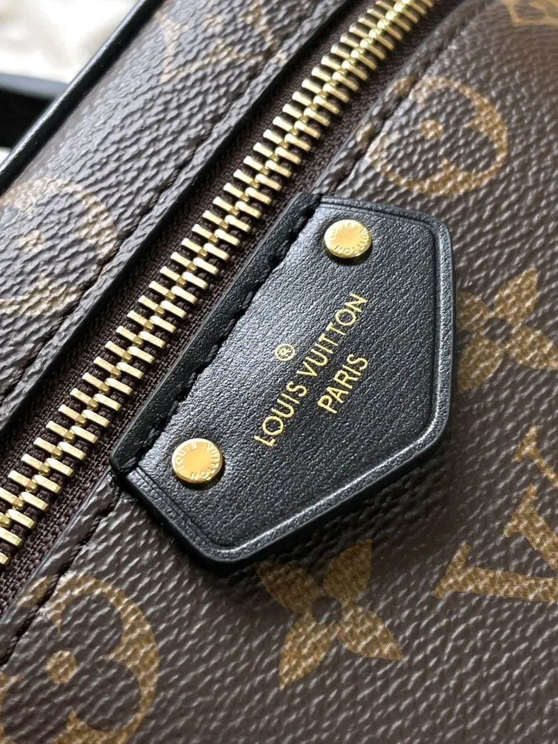 LV Cosmetic Bags-72 - Image 5