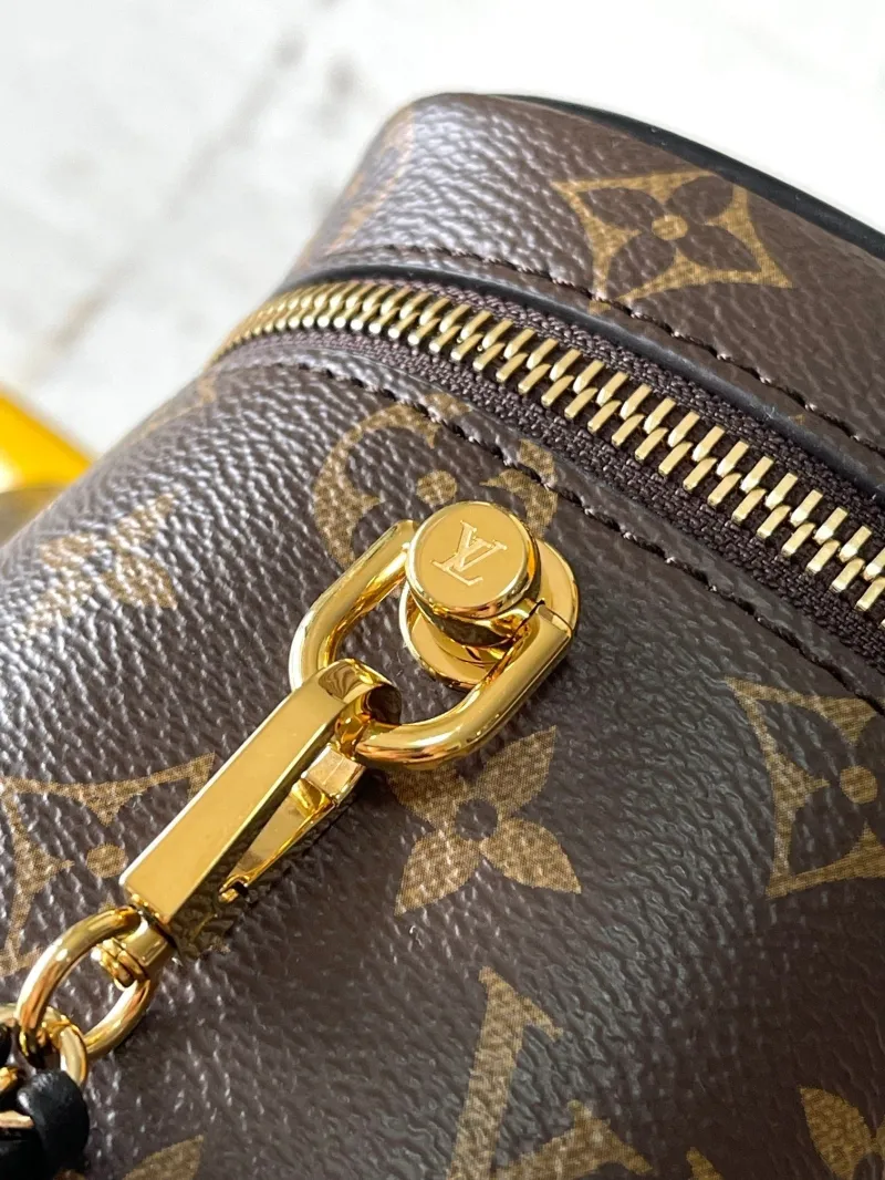 LV Cosmetic Bags-72 - Image 9