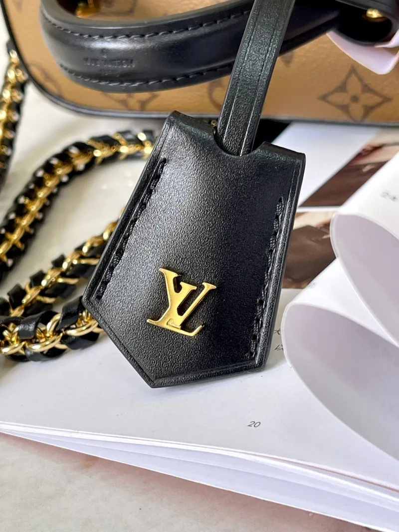 LV Cosmetic Bags-73 - Image 5