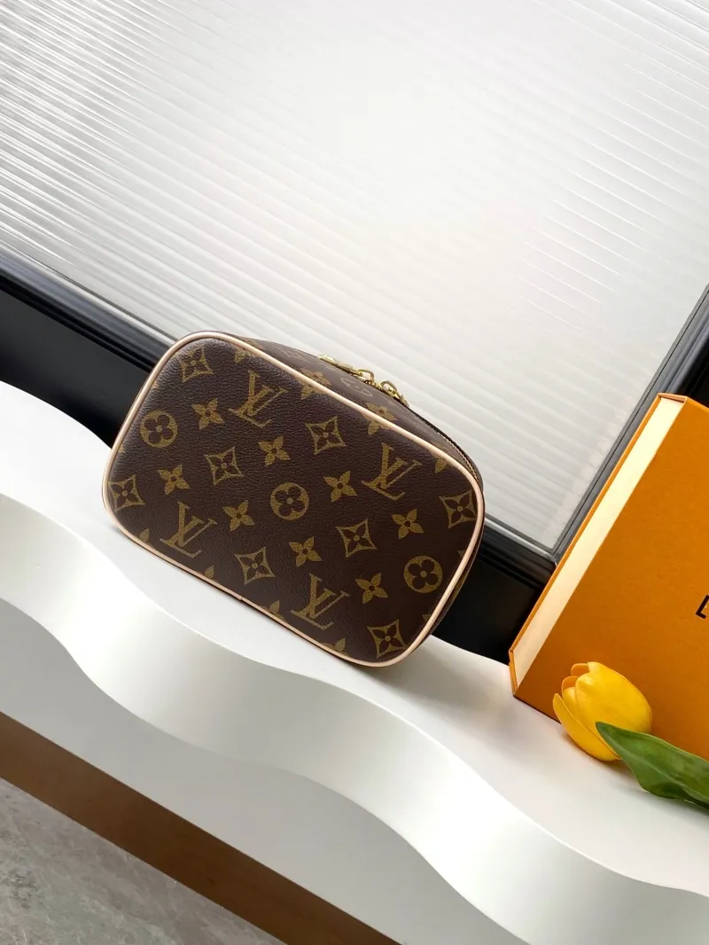 LV Cosmetic Bags-82 - Image 4