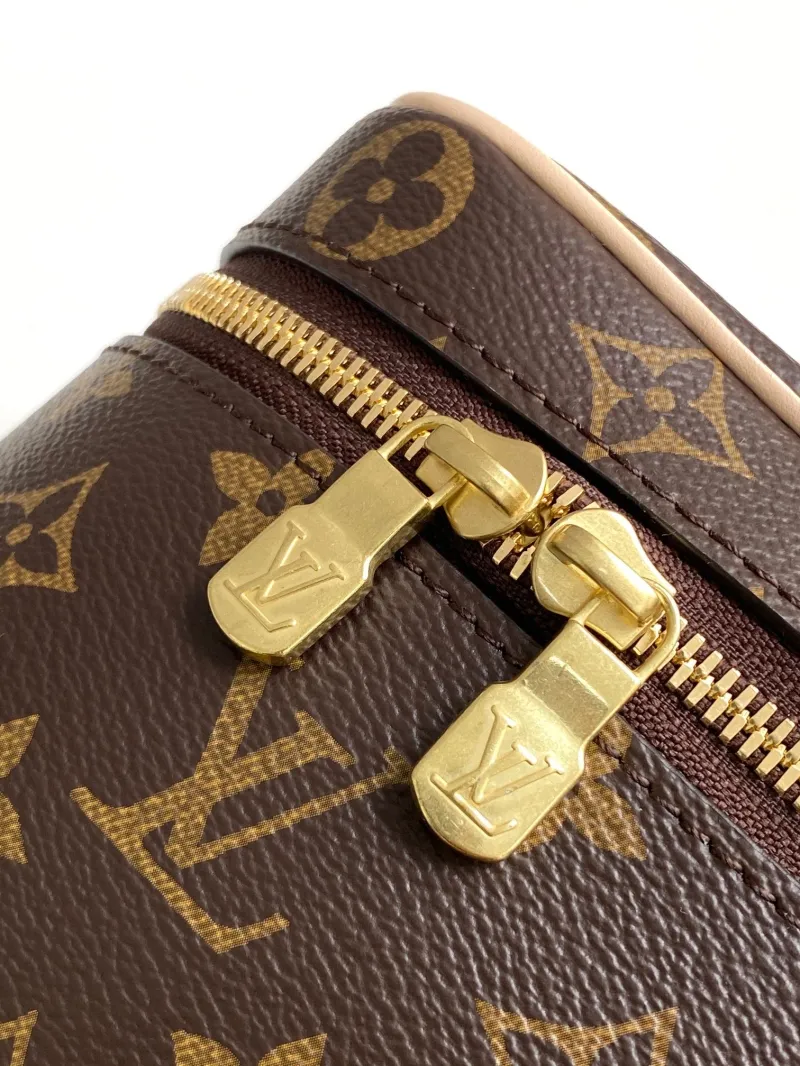 LV Cosmetic Bags-82 - Image 5