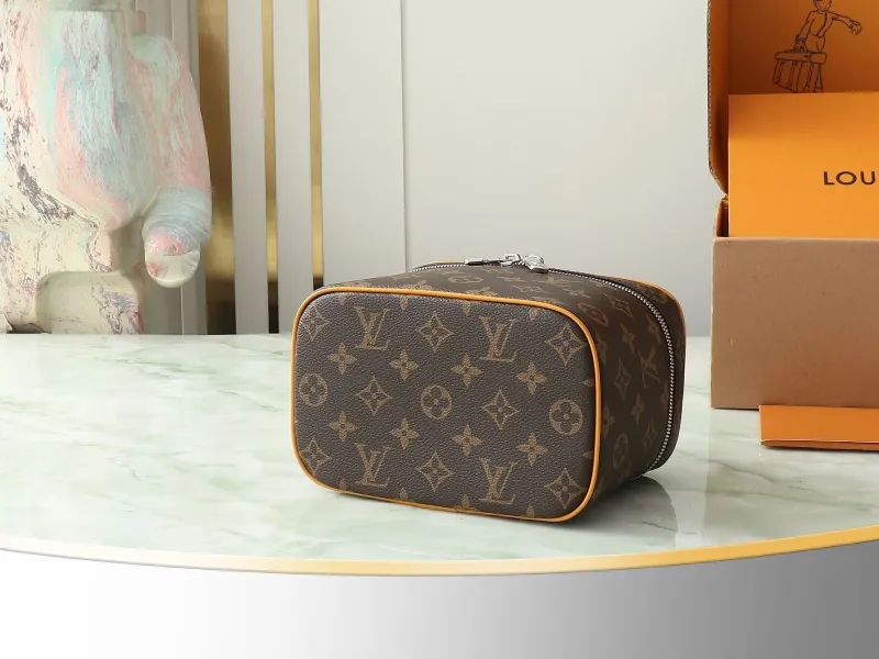 LV Cosmetic Bags-85 - Image 6