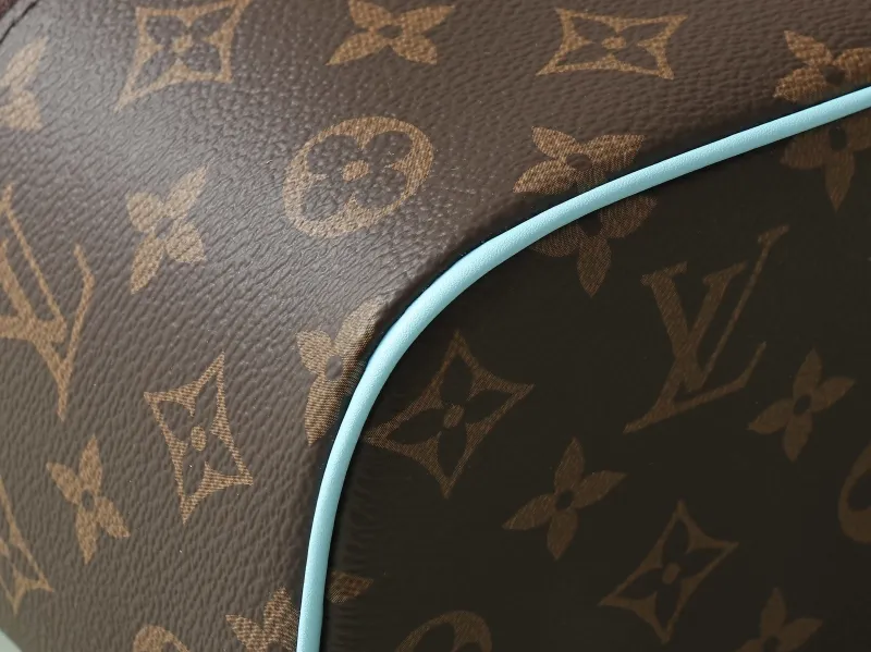 LV Cosmetic Bags-86 - Image 3