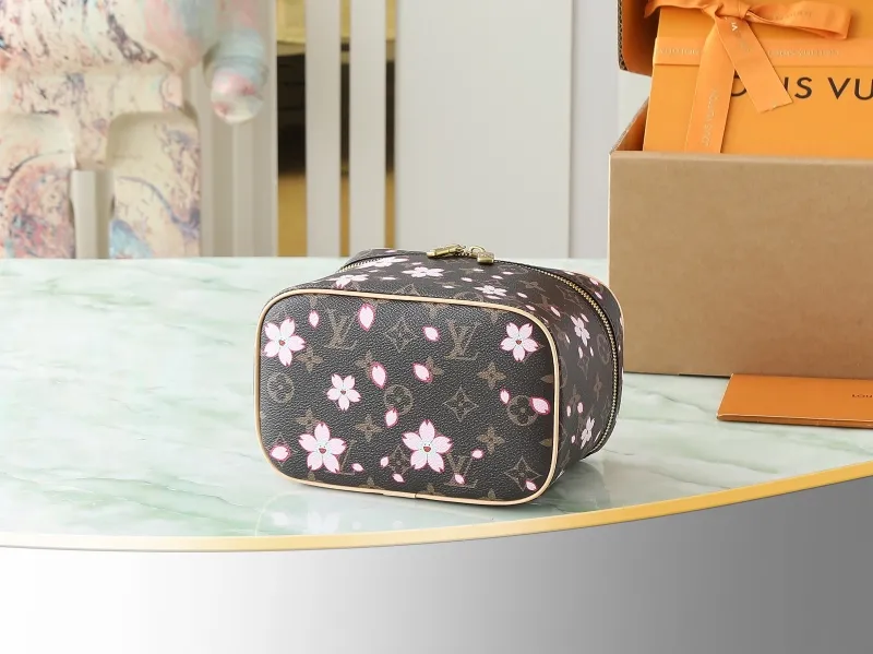 LV Cosmetic Bags-87 - Image 6