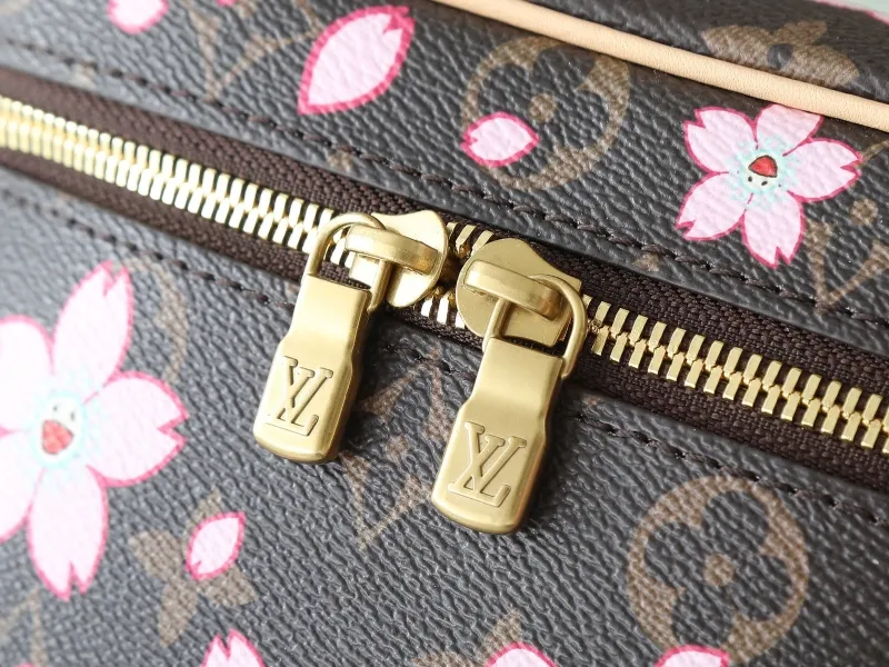 LV Cosmetic Bags-87 - Image 9
