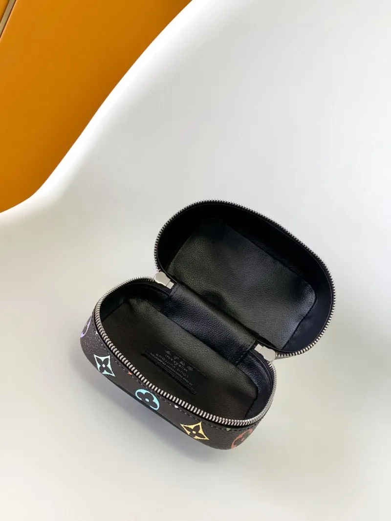 LV Cosmetic Bags-91 - Image 8
