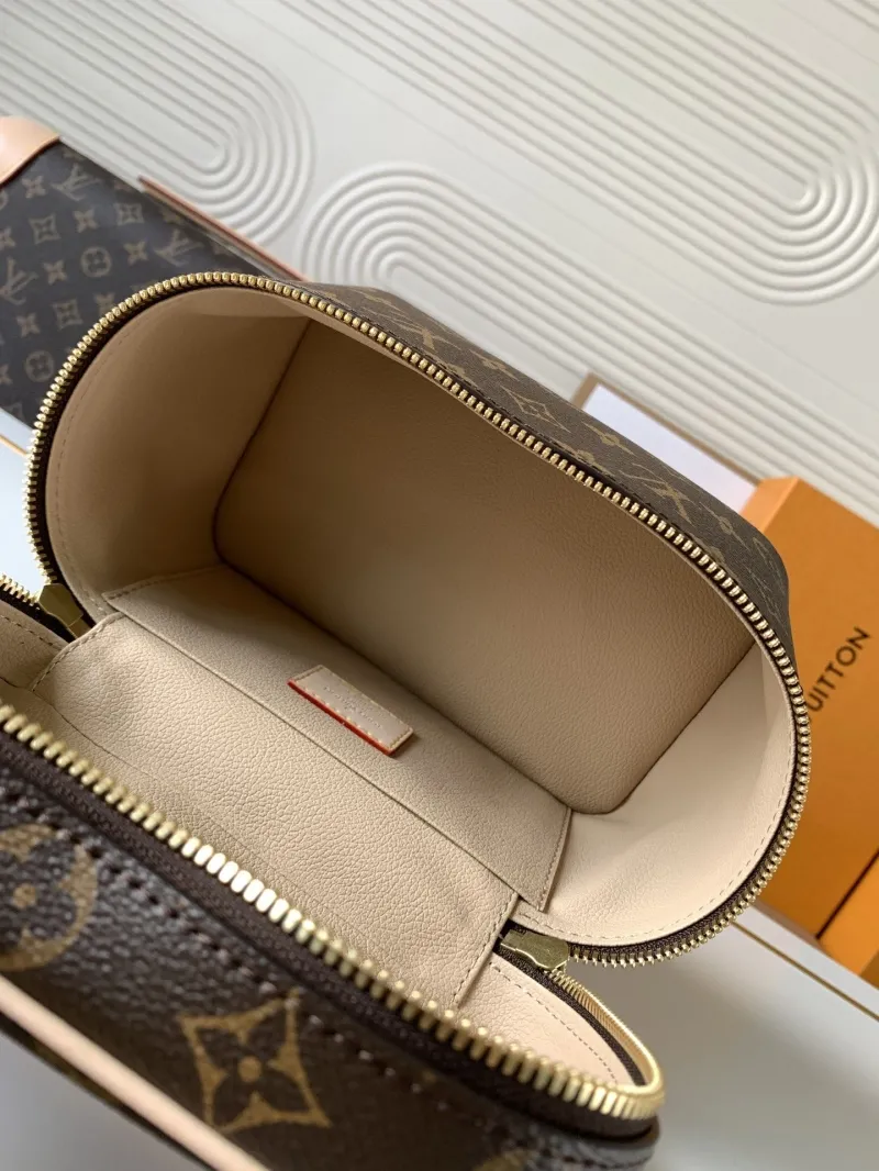 LV Cosmetic Bags-97 - Image 8