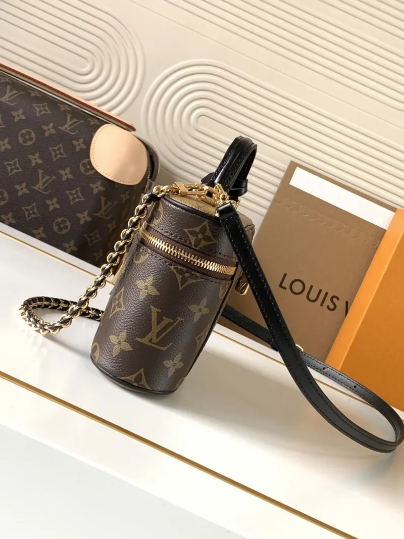 Alternative view of LV Cosmetic Bags-99