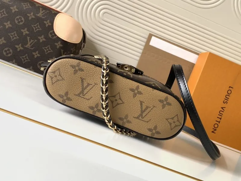 LV Cosmetic Bags-99 - Image 4