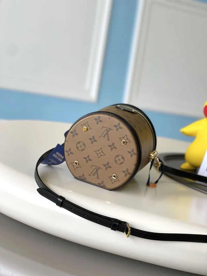 LV Cosmetic Bags-102 - Image 4
