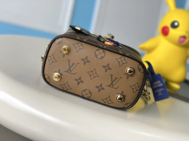 LV Cosmetic Bags-103 - Image 4