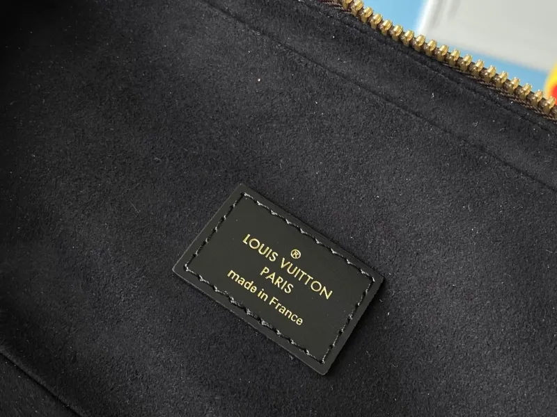 LV Cosmetic Bags-103 - Image 9