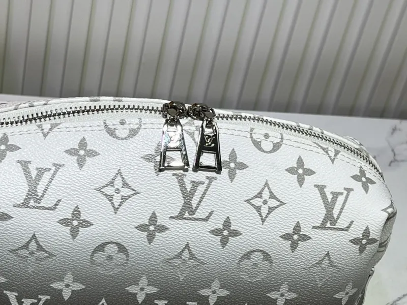 LV Cosmetic Bags-104 - Image 5