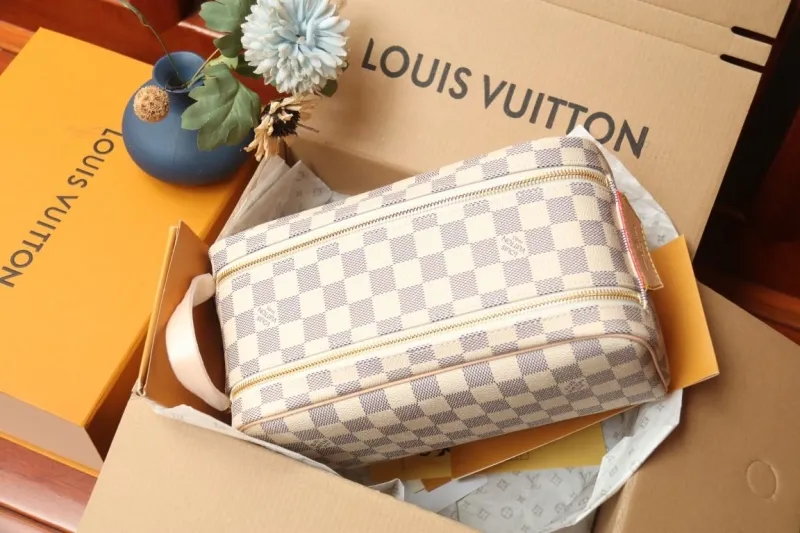 LV Cosmetic Bags-105