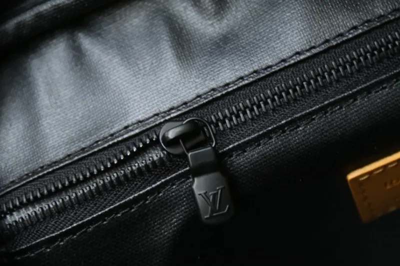 LV Cosmetic Bags-107 - Image 8