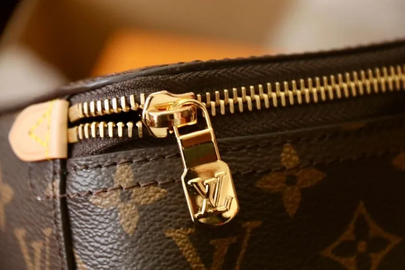 LV Cosmetic Bags-110 - Image 5