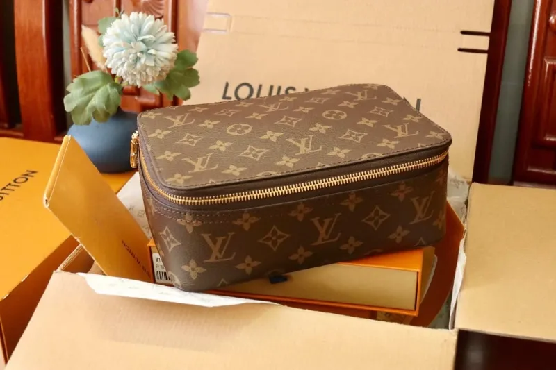 LV Cosmetic Bags-111