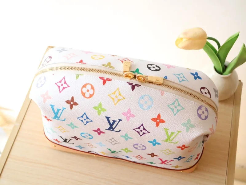 LV Cosmetic Bags-113 - Image 5