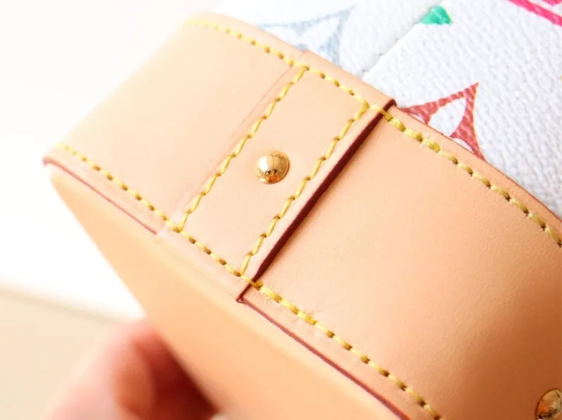 LV Cosmetic Bags-113 - Image 8