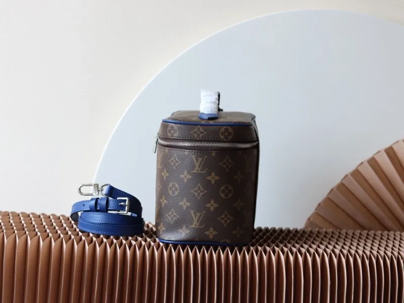 Alternative view of LV Cosmetic Bags-120