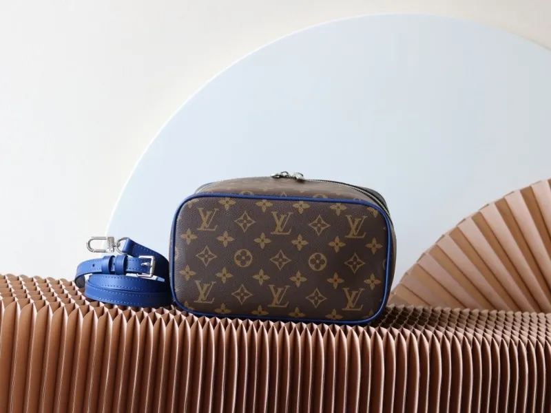 LV Cosmetic Bags-120 - Image 4