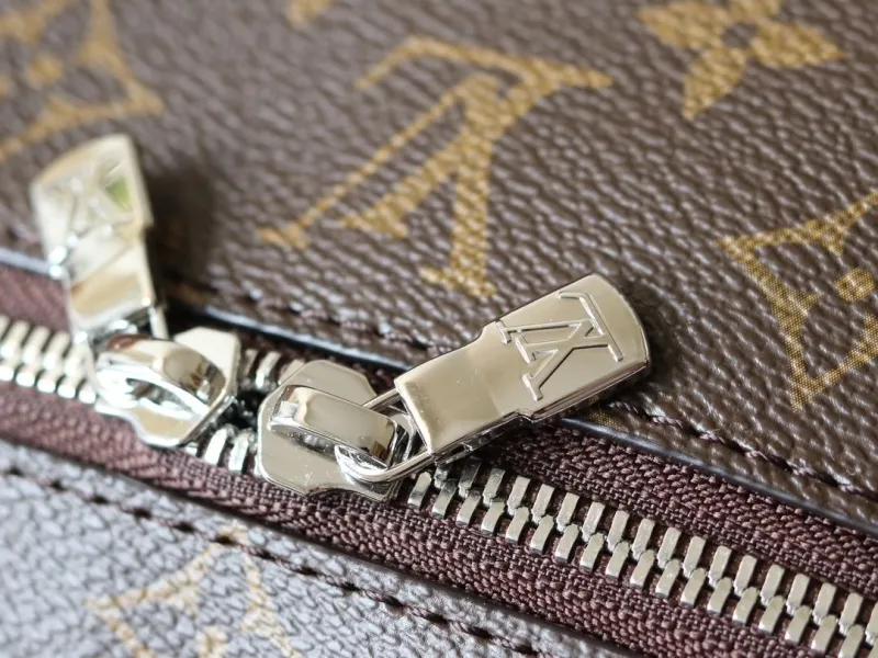 LV Cosmetic Bags-120 - Image 7