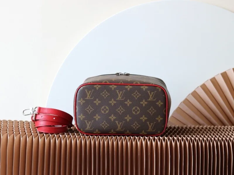 LV Cosmetic Bags-121 - Image 4