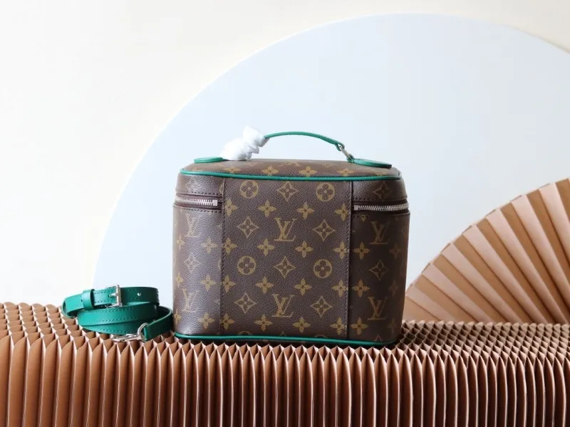 LV Cosmetic Bags-122 - Image 3