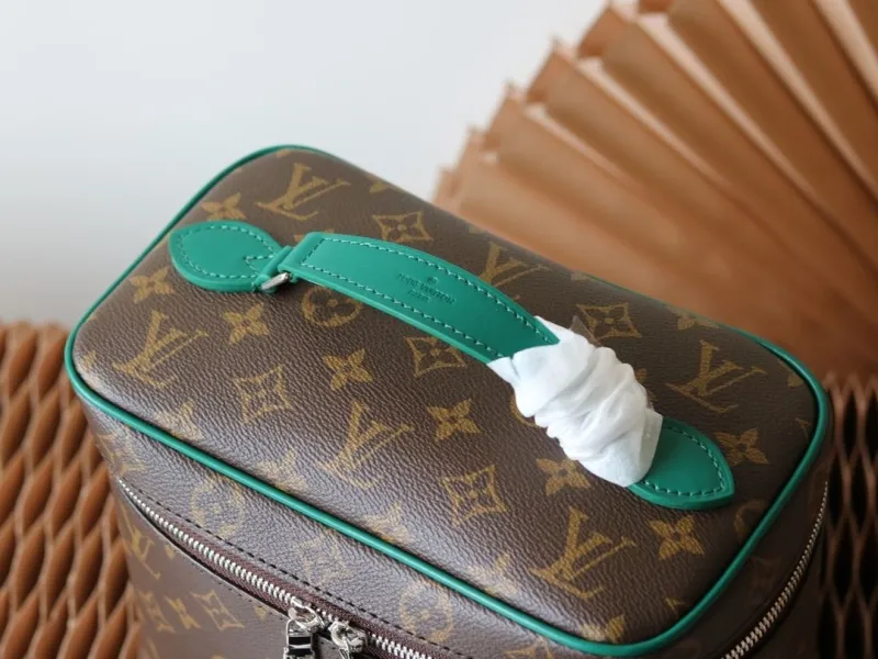 LV Cosmetic Bags-122 - Image 5