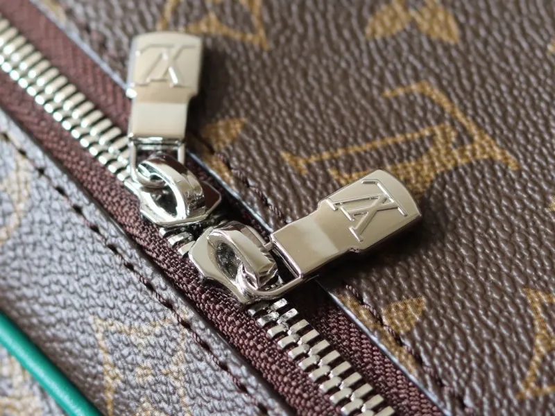 LV Cosmetic Bags-122 - Image 7