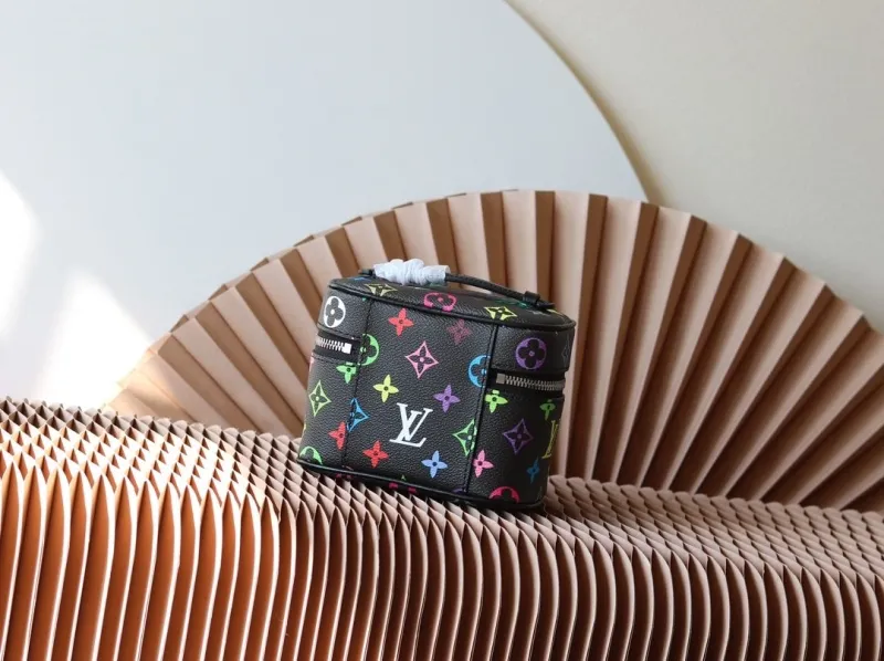 LV Cosmetic Bags-123 - Image 3