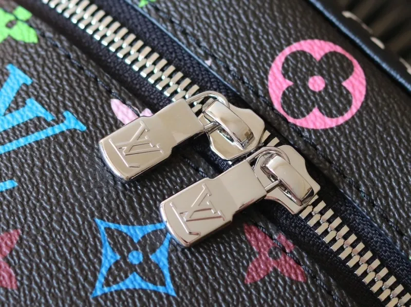 LV Cosmetic Bags-123 - Image 6