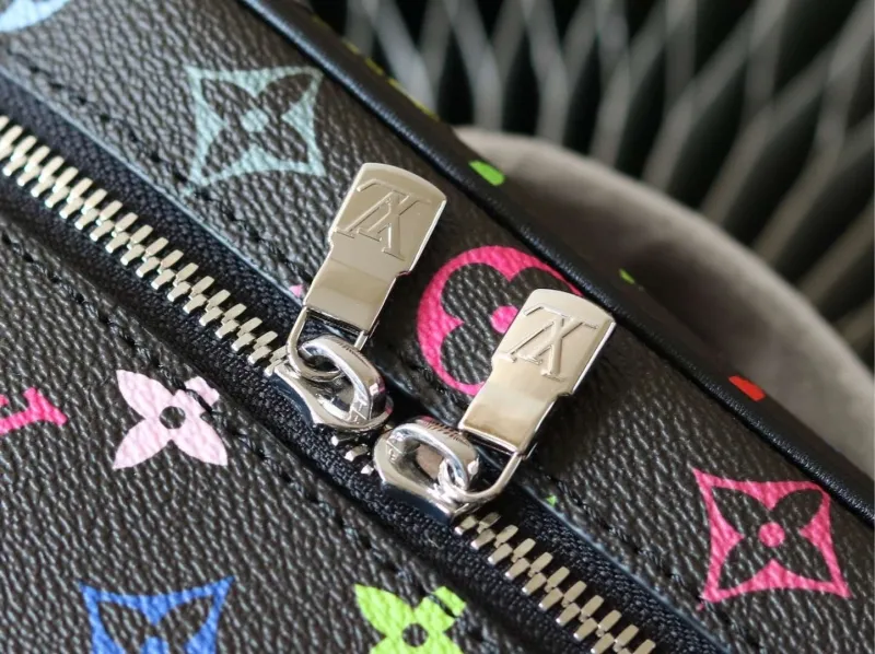 LV Cosmetic Bags-125 - Image 6