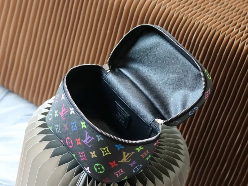LV Cosmetic Bags-125 - Image 8