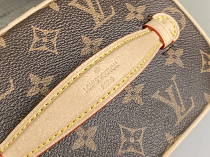 LV Cosmetic Bags-128 - Image 6