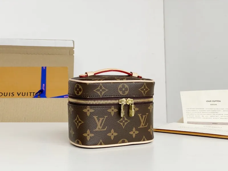 Alternative view of LV Cosmetic Bags-129