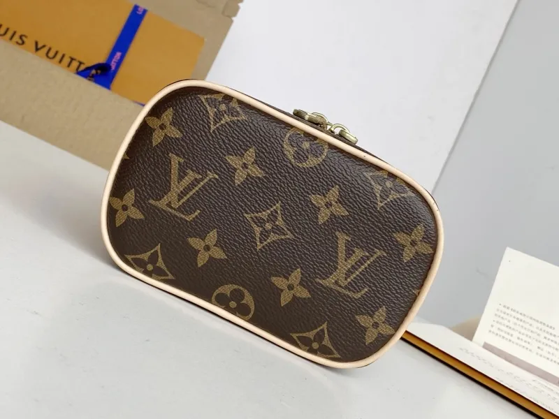 LV Cosmetic Bags-129 - Image 4